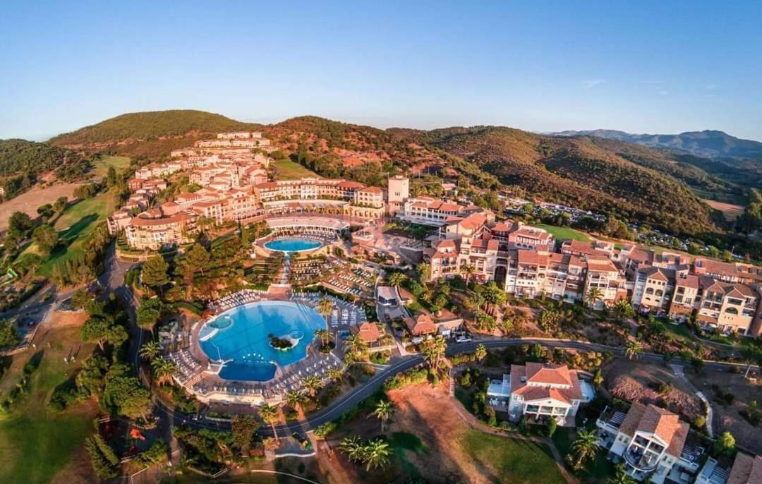 Saint-Raphael- Vue Mer Et Massif De L'Esterel ภายนอก รูปภาพ